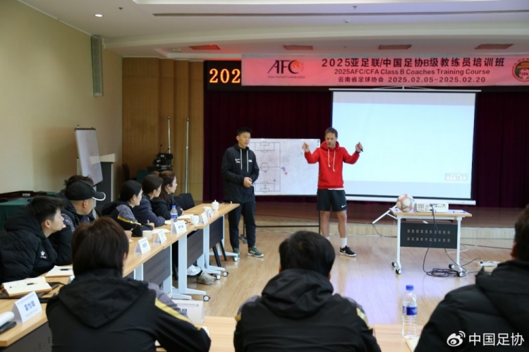  技術(shù)為王，中國足球踏上尋找靈魂之路