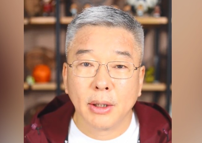  劉建宏談如何使用塞鳥：他滿足國(guó)足前腰要求，但不能讓他陷入群狼