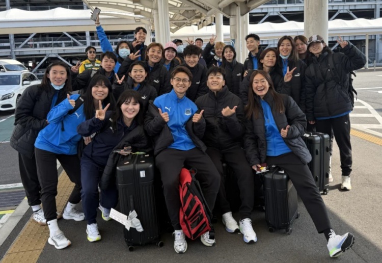  武漢女足前往日本參加女足亞冠！王霜曬照：日本，我們來(lái)了