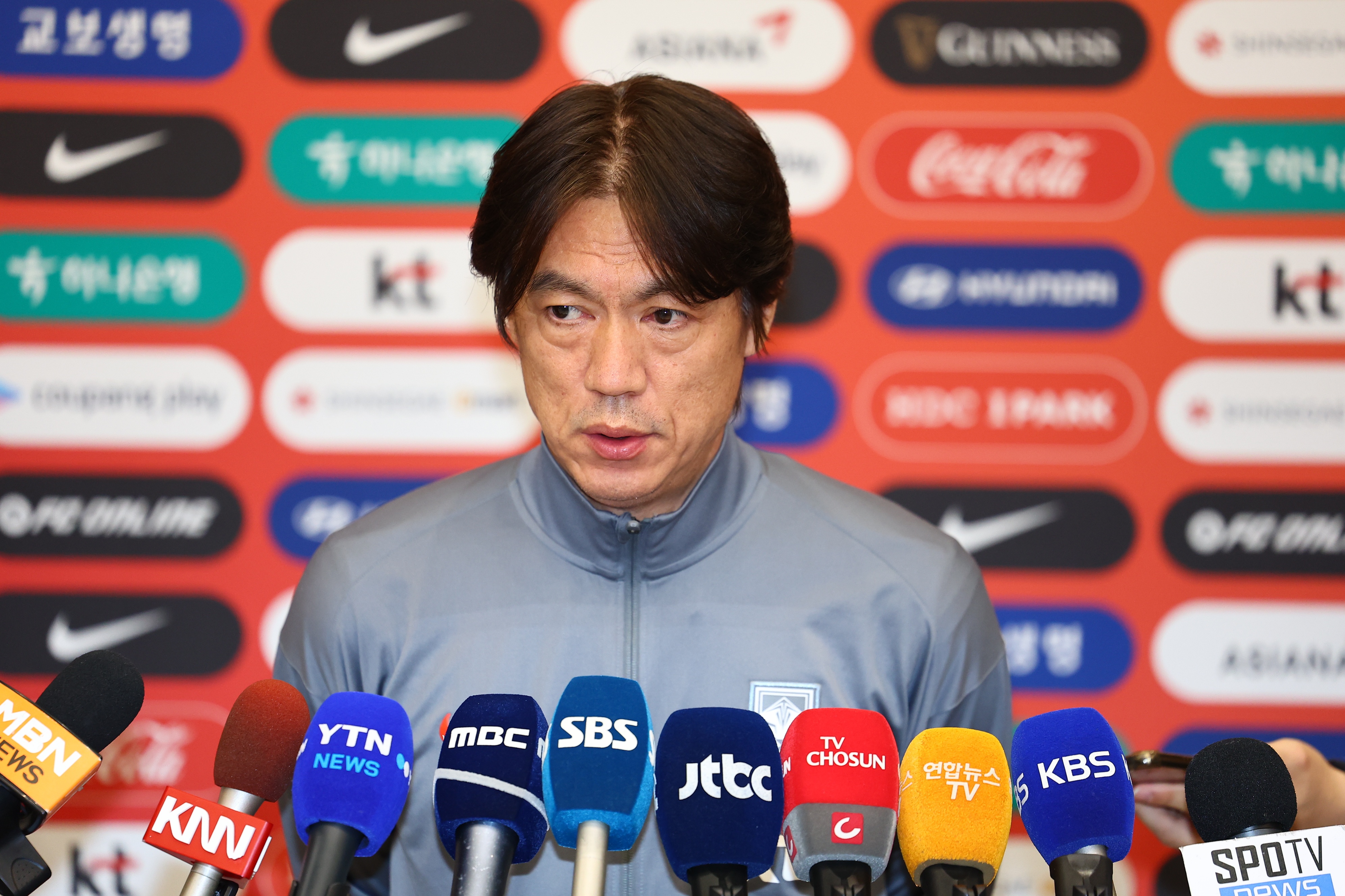  洪明甫不滿：金玟哉對國家隊也重要，拜仁缺乏對球員的保護